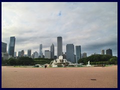 Grant Park  34 - Skyline and Buckingham fountain